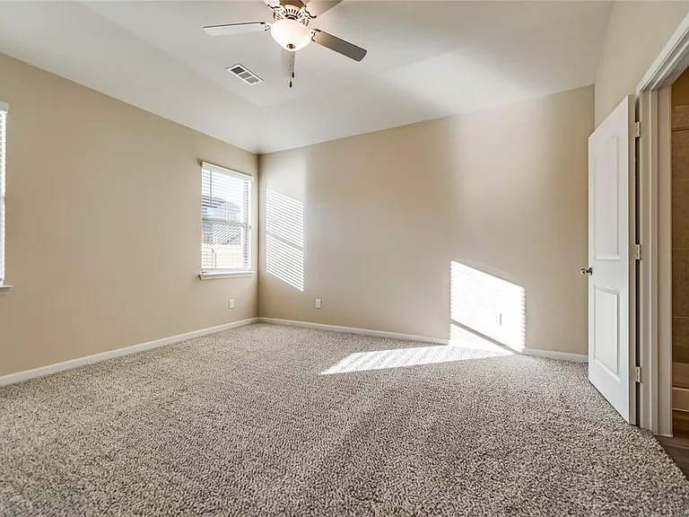 204 Lake Rdg — Photo 11
