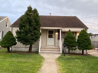 3 Oakwood Ave, Carteret, NJ 07008