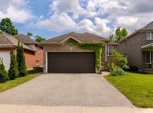 125 Sovereigns Gate, Barrie, ON L4N0Y9