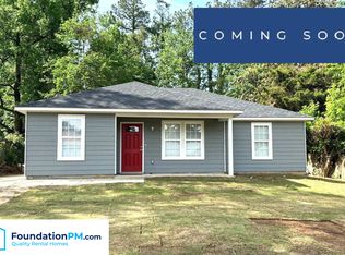 785 E Raines Rd, Memphis, TN 38116