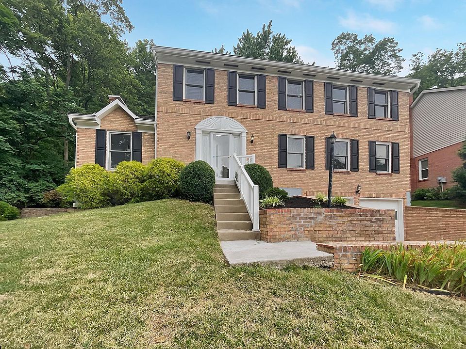 1st image of 7610 Holliston Pl