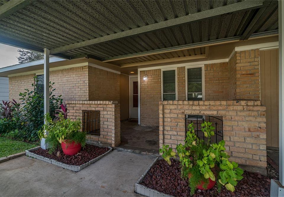 1st image of 6342 Crestside Dr