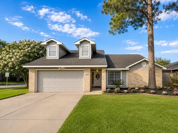 16826 Cobble Ridge Dr, Sugar Land, TX 77498