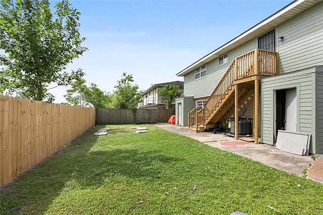 4745 Francis Dr — Photo 15
