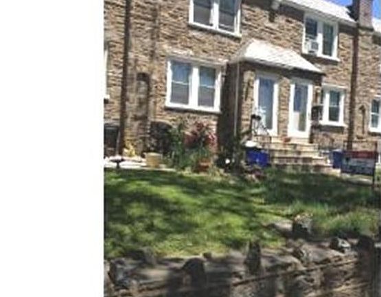 2nd image of 3211 Saint Vincent St