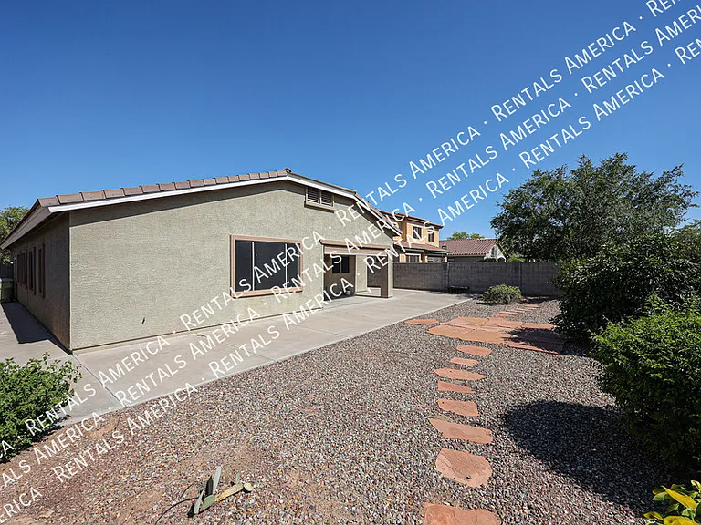 7414 N 88th Ln — Photo 40