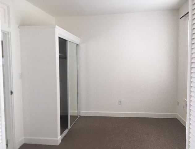 2nd image of 7-1628 Bush St #7