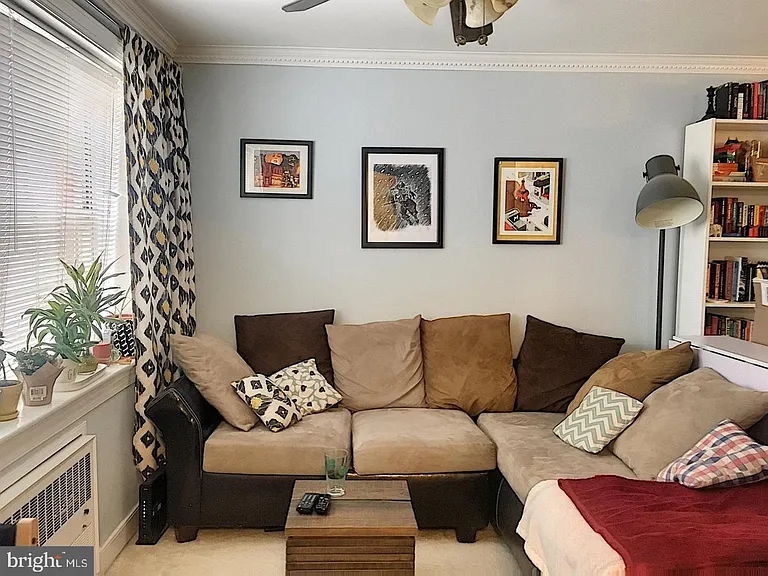 610 Madison St #205 — Photo 5