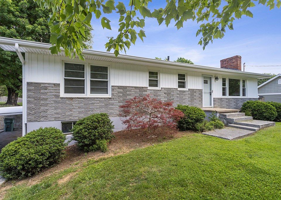 317 Meadow Dr, Bristol, VA 24201 Zillow