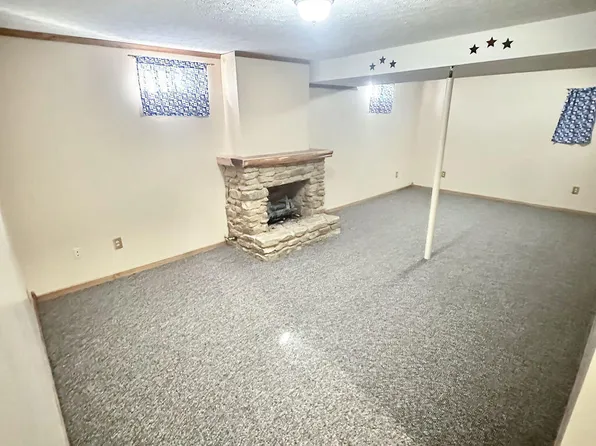 490 Cherry Hill Dr, Brandenburg, KY 40108