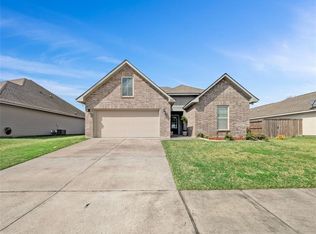 306 Ashton Oaks Ln, Luling, LA 70070