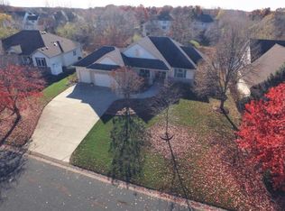 10131 Brookhaven Dr, Woodbury, MN 55129