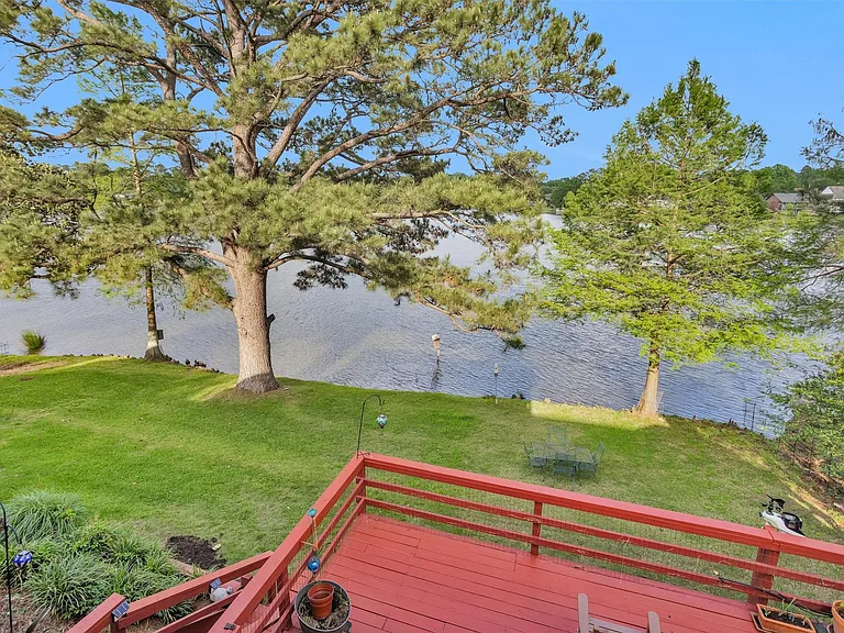 1502 Wimbledon Dr — Photo 40