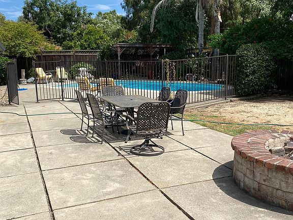 Gated pool, Fire Pit and Gazebo