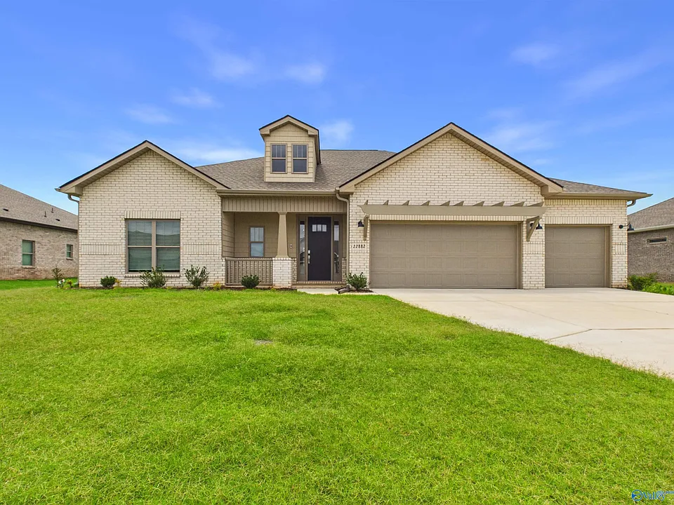 22882 Ansley Dr