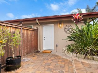 330 Teasdale Dr, Claremont, CA 91711