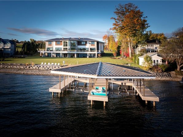1812 W Lake Rd, Skaneateles, NY 13152