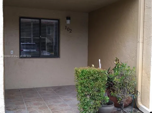 16581 Blatt Blvd APT 102, Fort Lauderdale, FL 33326