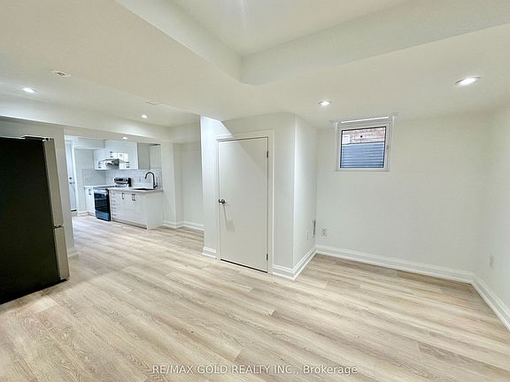 4th image of 7099 Village Walk #Basement