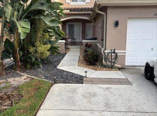 4915 Pinemore Ln, Lake Worth, FL 33463