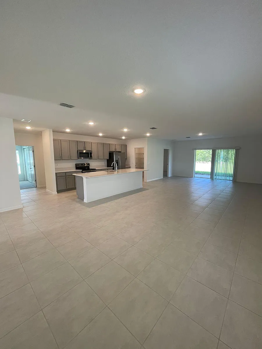 Building Photo - 176 Citrine Loop