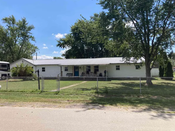 217 E Grandview Ave, Redkey, IN 47373