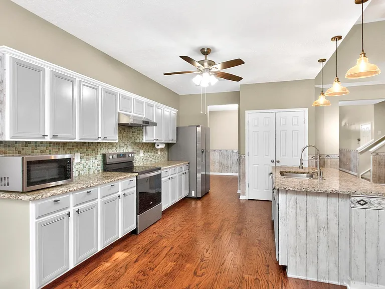 7339 Autumn Crossing Way — Photo 19
