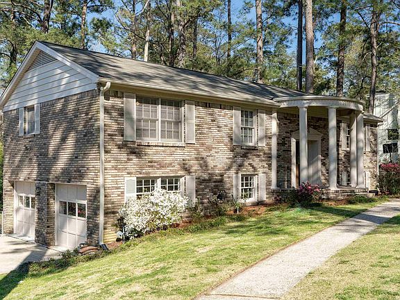 2nd image of 3205 Pinehurst Dr