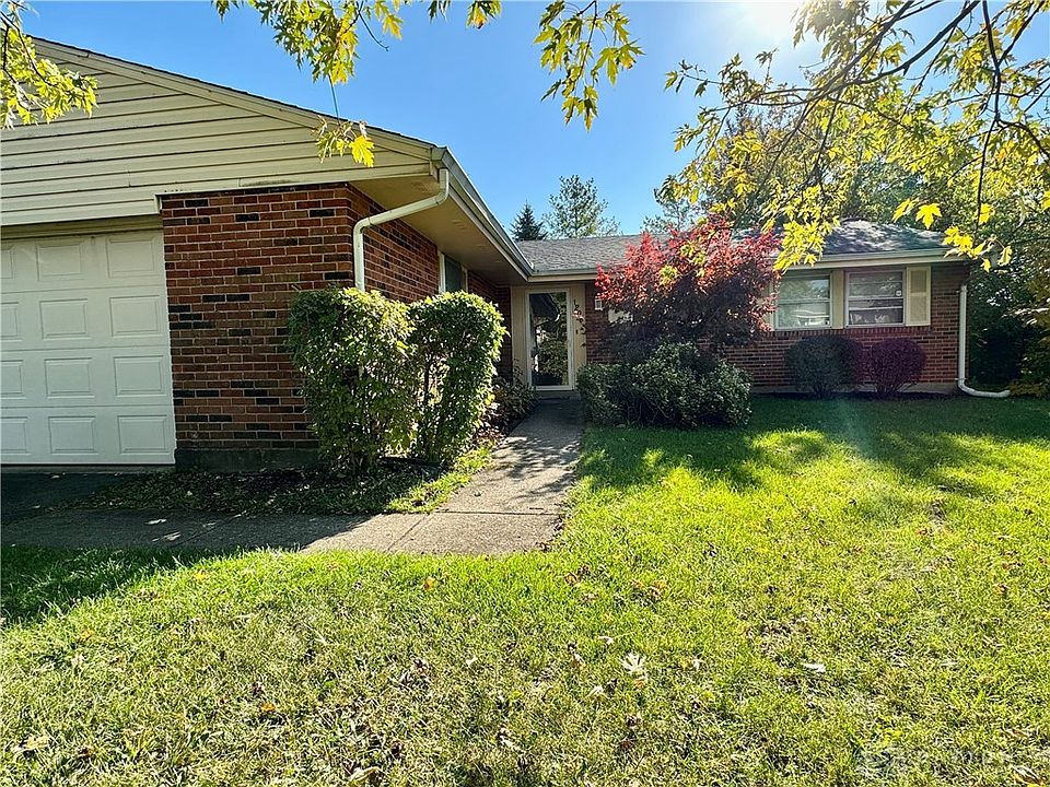 1st image of 1206 Sherwood Forest Dr
