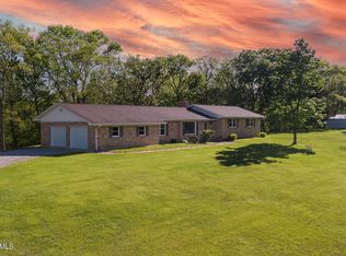 108 Massey Rd, Montgomery City, MO 63361