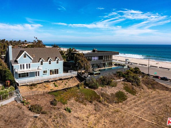 6457 Surfside Way