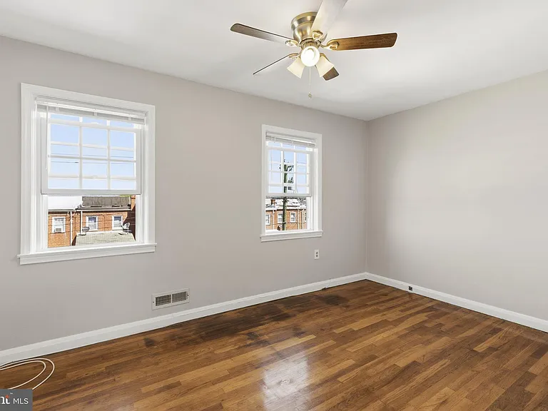 7124 Gough St — Photo 13