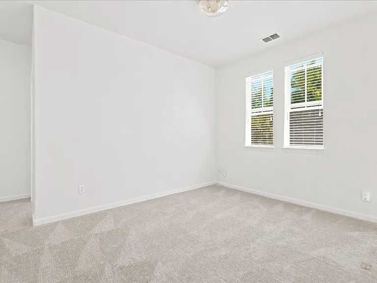 3169 Parkham Dr — Photo 27