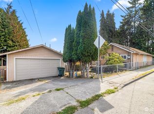 7705 E Casino Rd, Everett, WA 98203