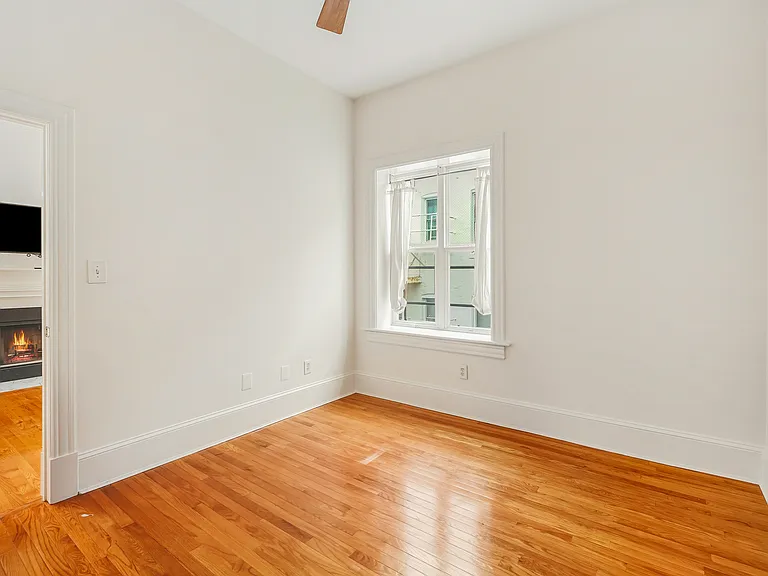1807 California St NW #305 — Photo 26