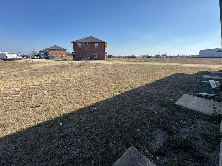 1712 Old FM 440 — Photo 16