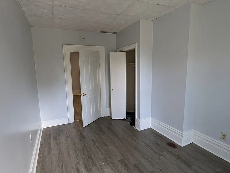 178 Pine St #2 — Photo 6