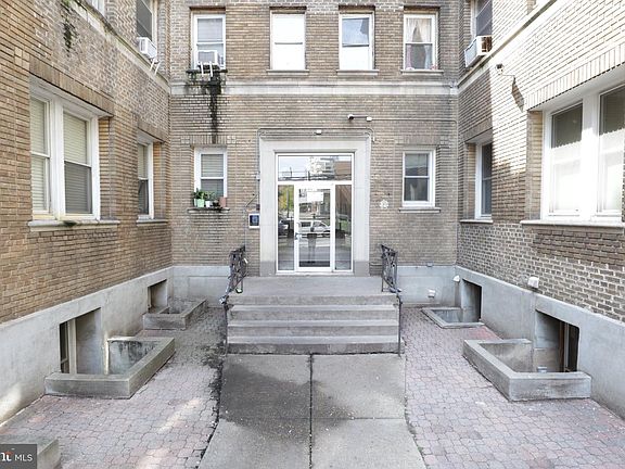 4th image of 4120 14th St NW APT 31