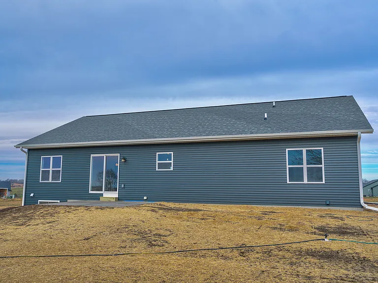 103 Graelyn Cir — Photo 12