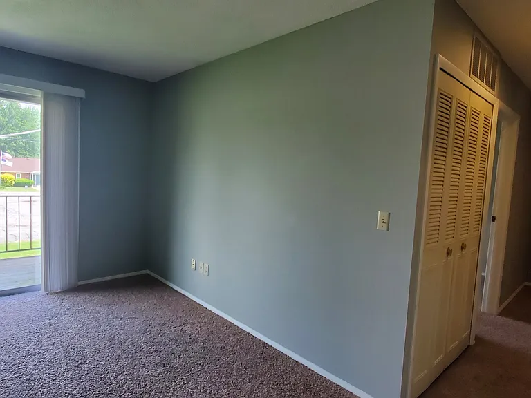 707 Fairview Ave — Photo 3