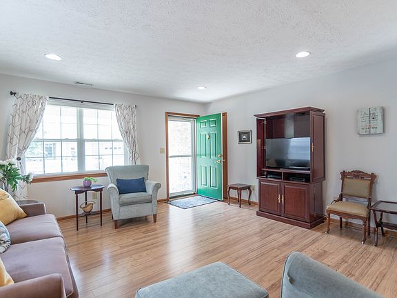 4th image of 5448 Gateridge Ln