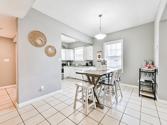 5th image of 2727 Avenue K #2727