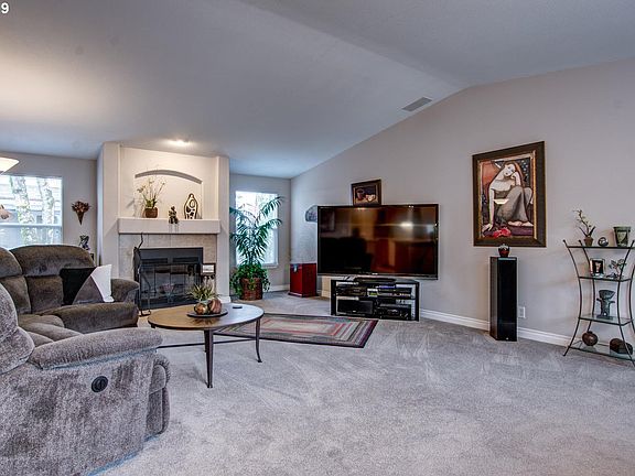 5th image of 5101 NE 121st Ave Unit 121