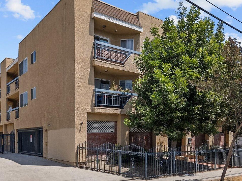 1st image of 9014 Burnet Ave #9