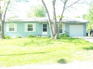 116 Melody Ln, Carbondale, KS 66414