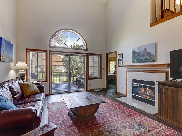 2995 River Birch DRIVE #G, Brookfield, WI 53045