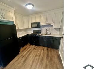 123 Grove Ct, Bolingbrook, IL 60440