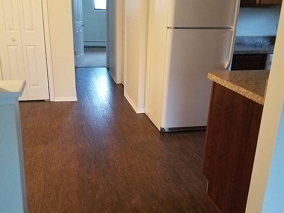 4th image of 14647 S Lamon Ave #3S