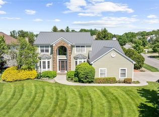 35 W Orange Hill Cir, Orange, OH 44022