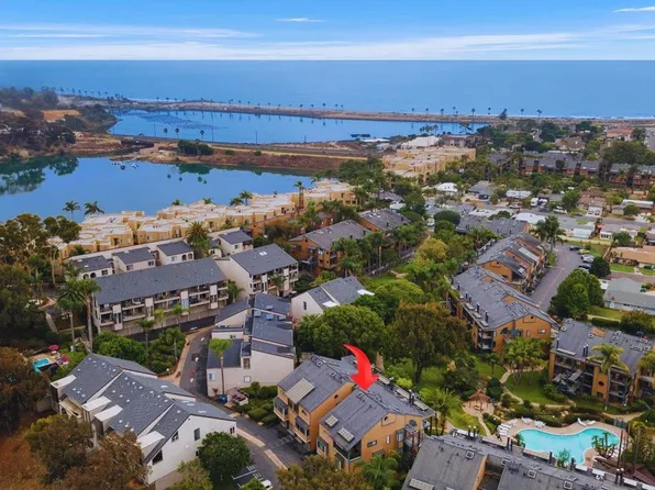 4011 Layang Layang Cir APT E, Carlsbad, CA 92008